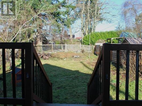 6979 Egmont Street, Powell River, BC - Outdoor