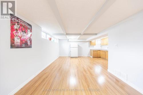 5 Woolwick Drive, Toronto, ON - Indoor Photo Showing Other Room