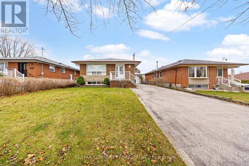 5 Woolwick Drive, Toronto, ON - Outdoor With Facade