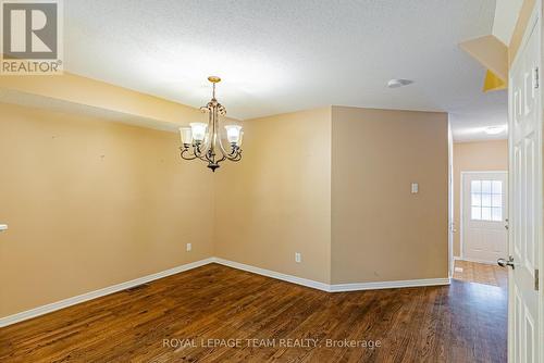 403 Fosterbrook Way, Ottawa, ON - Indoor Photo Showing Other Room