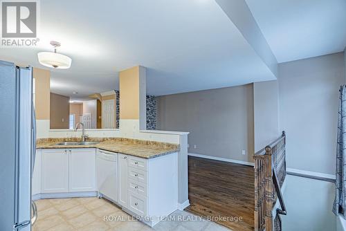 403 Fosterbrook Way, Ottawa, ON - Indoor