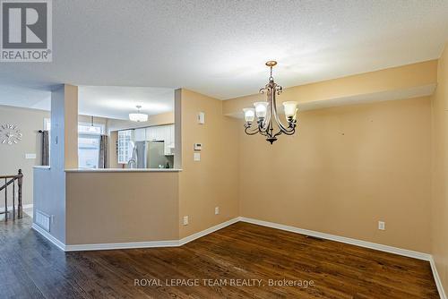 403 Fosterbrook Way, Ottawa, ON - Indoor Photo Showing Other Room