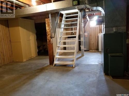 525 3Rd Avenue E, Unity, SK - Indoor Photo Showing Basement