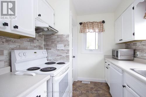 4795 Trulls Road, Clarington, ON - Indoor Photo Showing Kitchen