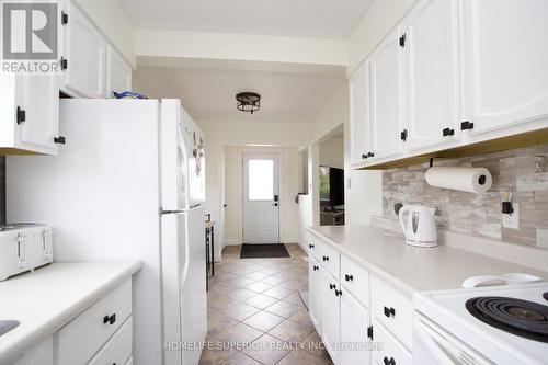 4795 Trulls Road, Clarington, ON - Indoor Photo Showing Kitchen