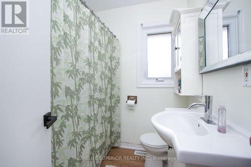 4795 Trulls Road, Clarington, ON - Indoor Photo Showing Bathroom