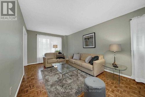 109 Major Wm Sharpe Drive, Brampton, ON - Indoor Photo Showing Living Room