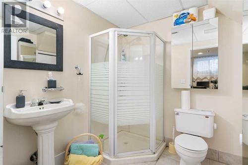 149 Tuscany Drive Nw, Calgary, AB - Indoor Photo Showing Bathroom