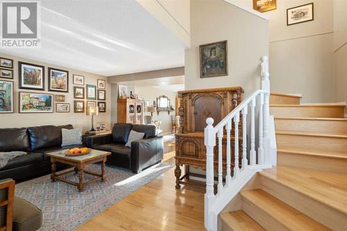 149 Tuscany Drive Nw, Calgary, AB - Indoor Photo Showing Living Room