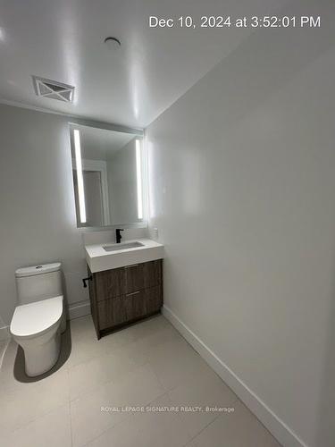 306-308 Jarvis St, Toronto, ON - Indoor Photo Showing Bathroom