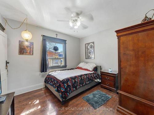 5 Elward Blvd, Toronto, ON - Indoor Photo Showing Bedroom