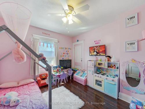 5 Elward Blvd, Toronto, ON - Indoor Photo Showing Bedroom