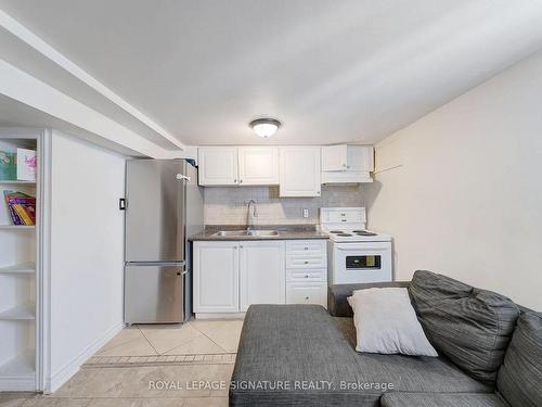 5 Elward Blvd, Toronto, ON - Indoor Photo Showing Kitchen With Double Sink