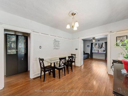 5 Elward Blvd, Toronto, ON - Indoor Photo Showing Dining Room