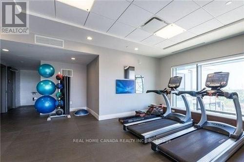 2306 - 2560 Eglinton Avenue W, Mississauga, ON - Indoor Photo Showing Gym Room