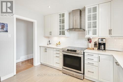 2 - 333 Zephyr Avenue, Ottawa, ON - Indoor Photo Showing Kitchen With Upgraded Kitchen