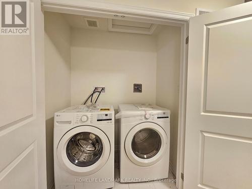 3167 Elgin Mills Road E, Markham, ON - Indoor Photo Showing Laundry Room