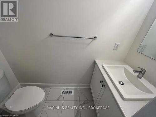 1433 Summer Street, Kingston (Kingston East (Incl Barret Crt)), ON - Indoor Photo Showing Bathroom