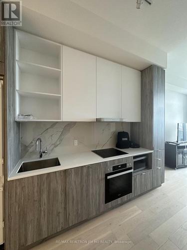 Ph201 - 138 Downes Street, Toronto, ON - Indoor Photo Showing Kitchen