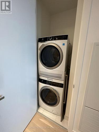 Ph201 - 138 Downes Street, Toronto, ON - Indoor Photo Showing Laundry Room