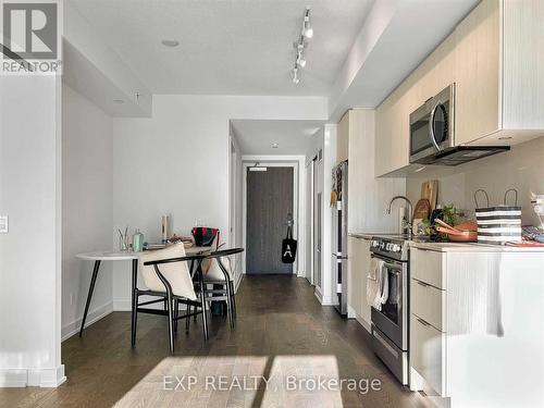 1408 - 25 Richmond Street E, Toronto, ON - Indoor Photo Showing Kitchen