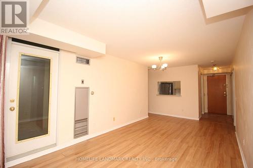 711 - 238 Doris Avenue, Toronto, ON - Indoor Photo Showing Other Room