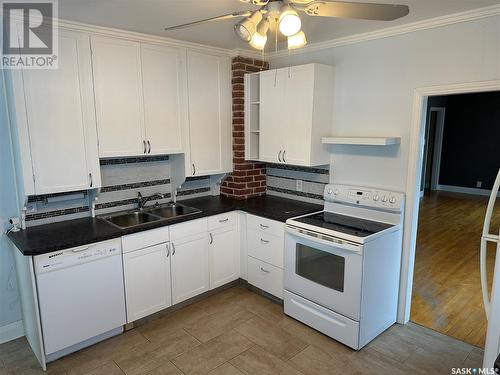 1303 Montague Street, Regina, SK - Indoor Photo Showing Kitchen With Double Sink