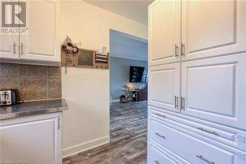 240 - 238-240 Finkle Street, Woodstock, ON - Indoor Photo Showing Kitchen