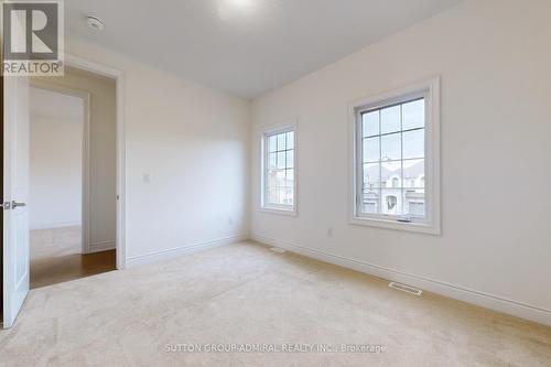 10 Meadow Vista Crescent, East Gwillimbury, ON - Indoor Photo Showing Other Room