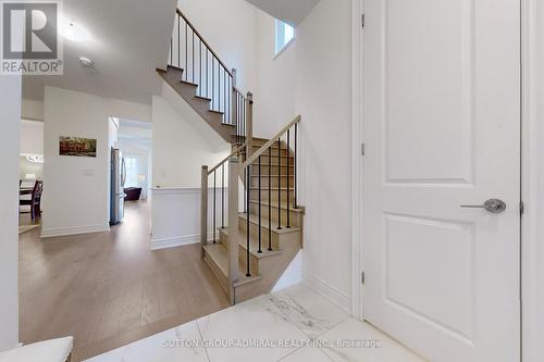 10 Meadow Vista Crescent, East Gwillimbury, ON - Indoor Photo Showing Other Room