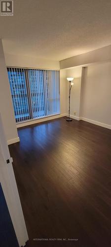 1813 - 10 Yonge Street, Toronto, ON - Indoor Photo Showing Other Room