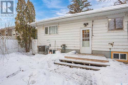 2205 Broadway Avenue, Saskatoon, SK - Outdoor