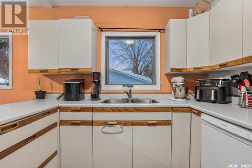 2205 Broadway Avenue, Saskatoon, SK - Indoor Photo Showing Kitchen With Double Sink