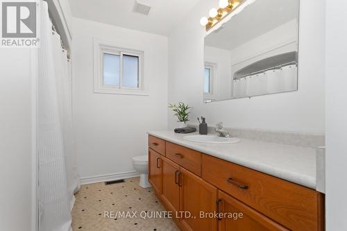 102 Cedar Street, Brighton, ON - Indoor Photo Showing Bathroom