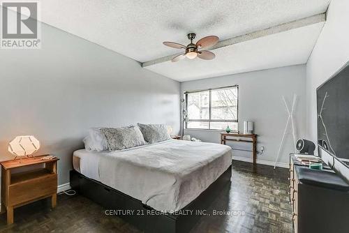 417 - 1000 Cedarglen Gate, Mississauga, ON - Indoor Photo Showing Bedroom