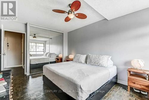 417 - 1000 Cedarglen Gate, Mississauga, ON - Indoor Photo Showing Bedroom