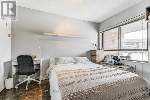 417 - 1000 Cedarglen Gate, Mississauga, ON - Indoor Photo Showing Bedroom