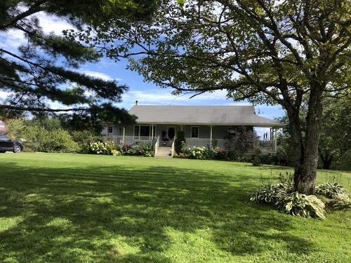 479 Lower River Road, Grantville, NS 