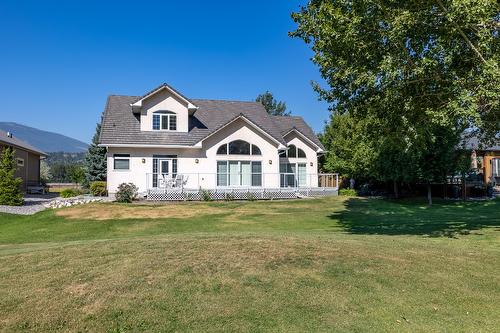 5214 Riverside Drive, Fairmont Hot Springs, BC - Outdoor With Facade