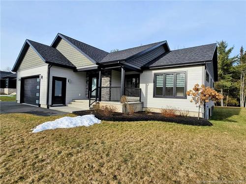 215 Youghall Dr, Bathurst, NB 