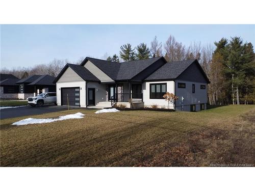 215 Youghall Dr, Bathurst, NB 