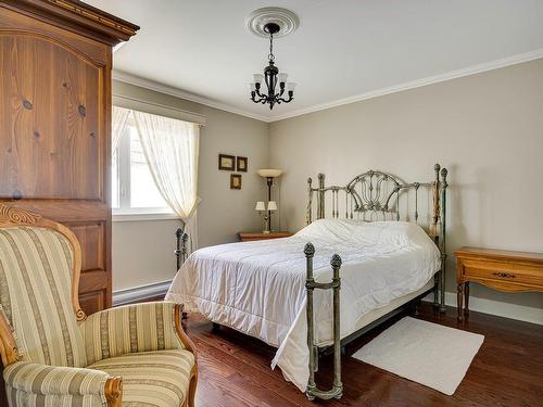 Chambre Ã  coucher principale - 4-320 Rue Cherrier, Saint-Jérôme, QC - Indoor Photo Showing Bedroom