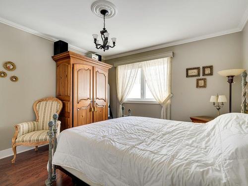 Chambre Ã  coucher principale - 4-320 Rue Cherrier, Saint-Jérôme, QC - Indoor Photo Showing Bedroom