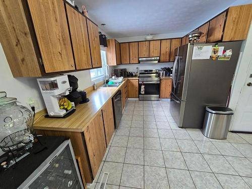 Dwelling - 397  - 401 Rue Frontenac, Saint-Jean-Sur-Richelieu, QC - Indoor Photo Showing Kitchen