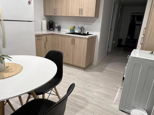 Dwelling - 397  - 401 Rue Frontenac, Saint-Jean-Sur-Richelieu, QC - Indoor Photo Showing Laundry Room