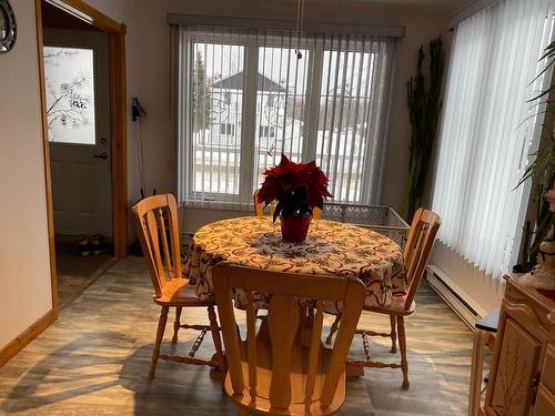 Dining room - 392 Av. Bergeron, Taschereau, QC - Indoor Photo Showing Dining Room