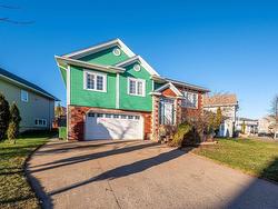 33 Sentry Court  Halifax, NS B3M 0B2