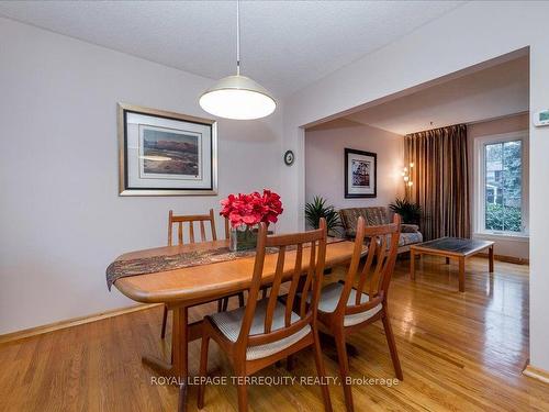 78 Crossbow Cres, Toronto, ON - Indoor Photo Showing Dining Room