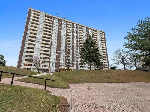 304-66 Falby Crt E, Ajax, ON - Outdoor With Balcony With Facade