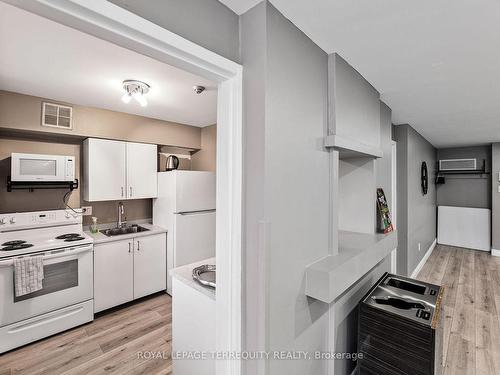 304-66 Falby Crt E, Ajax, ON - Indoor Photo Showing Kitchen With Double Sink